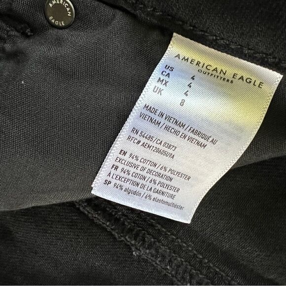 American Eagle button front denim mini skirt - Picture 3 of 5